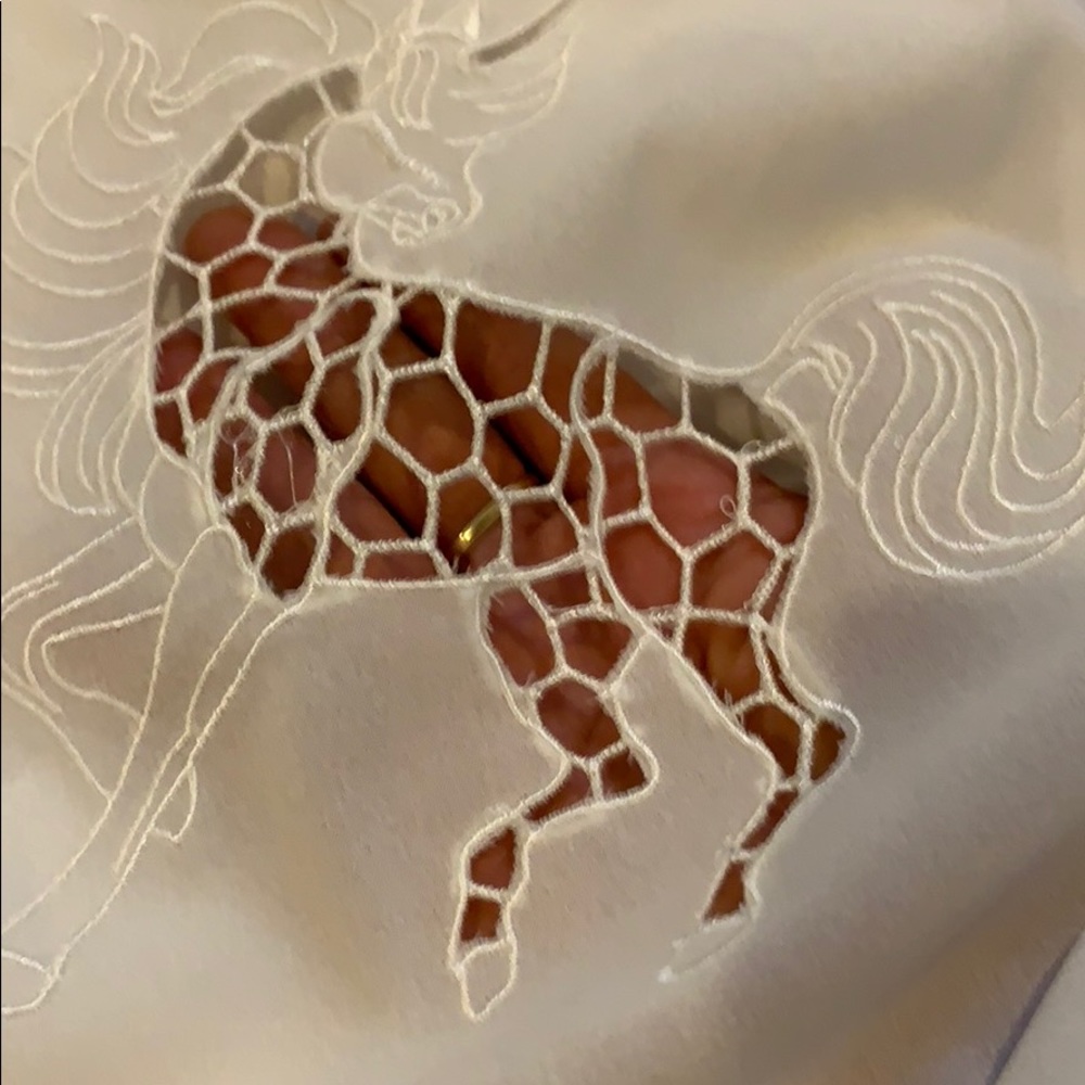 tucker top Xs - Picture 4 of 5